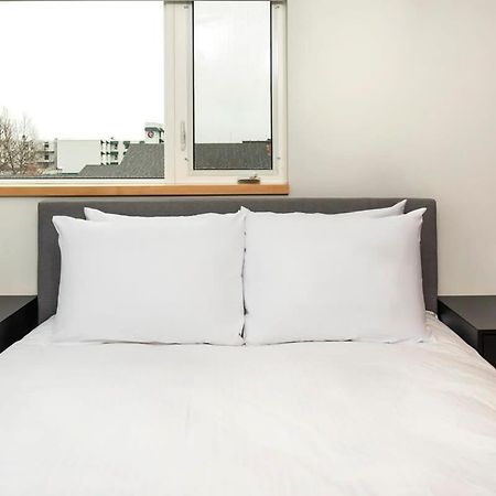 Nn - The Flame - Downtown 1-Bed 2-Bath Villa Whitehorse Esterno foto