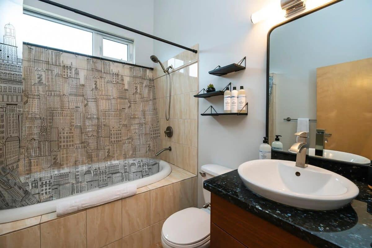 Nn - The Flame - Downtown 1-Bed 2-Bath Villa Whitehorse Esterno foto